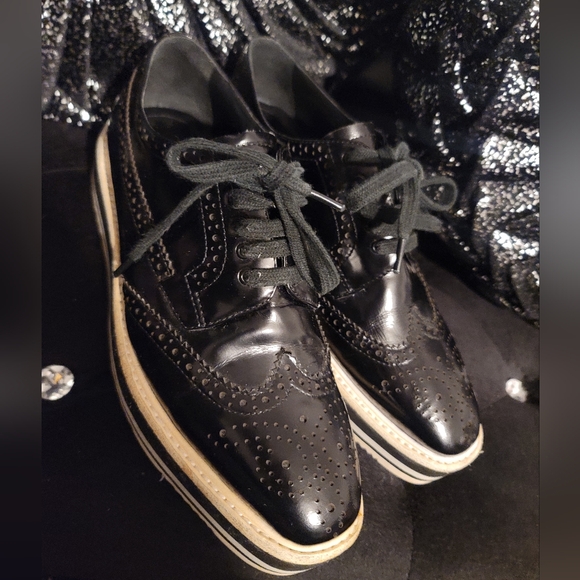 Prada Oxford Shoes 👞 - Picture 1 of 6